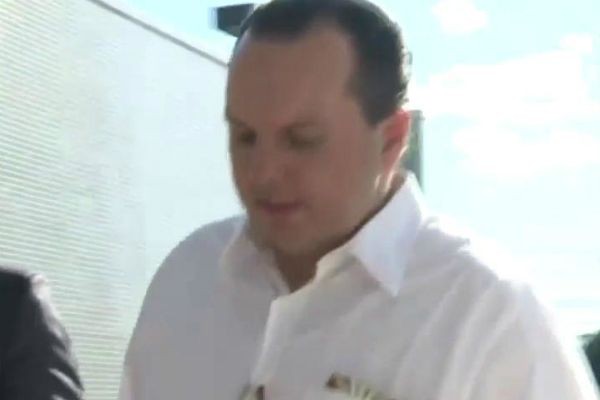 Imagem da noticia Foragido da Operação Carne Fraca se entrega à polícia em Foz do Iguaçu