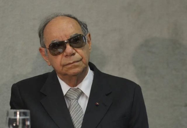 Imagem da noticia MPF recorre no STJ para que Ustra perca cargo público por tortura