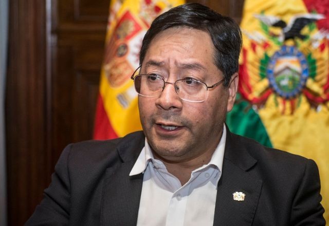 Presidente da Bolívia nega estar por trás de tentativa de golpe de Estado
