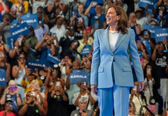 Democratas confirmam Kamala Harris como candidata à Casa Branca