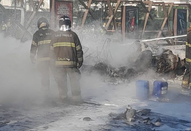 Imagem da noticia FAB e Cenipa iniciam investigação de acidente aéreo na Barra Funda, em São Paulo