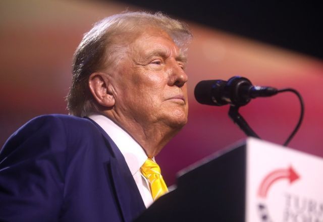 Imagem da noticia EUA: Trump completa um mês de governo com 44% de aprovação