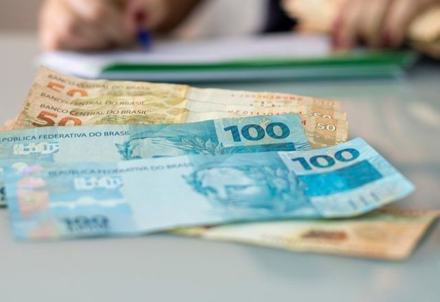 Imagem da noticia INSS inicia pagamentos da segunda parcela do 13º salário; veja quem tem direito