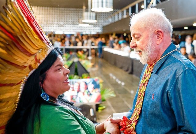 Imagem da noticia Lula assina demarcação de terras indígenas na Bahia e em Mato Grosso
