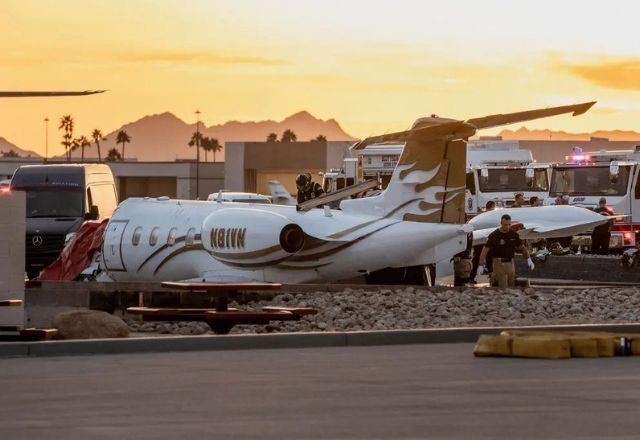 Imagem da noticia Colisão de aviões em aeroporto dos EUA deixa ao menos um morto
