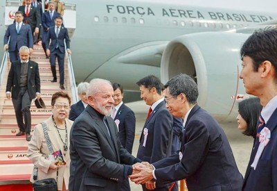 Lula desembarca no Japão para discutir ampliação de parcerias econômicas