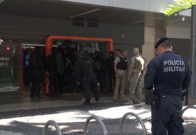 Imagem da noticia RJ: Mulher é feita refém em agência bancária no Leblon