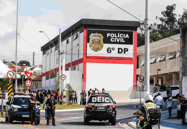 Imagem da noticia Caseiro é encontrado morto com marcas de facadas na casa onde trabalhava em São Bernardo (SP)