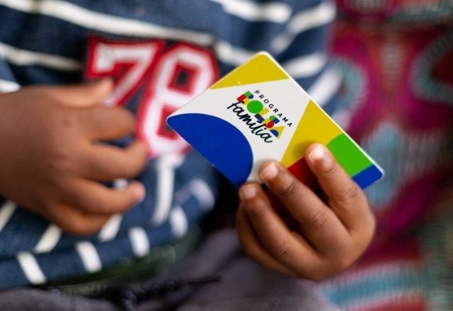 Imagem da noticia Governo libera calendário do Bolsa Família de junho; confira datas