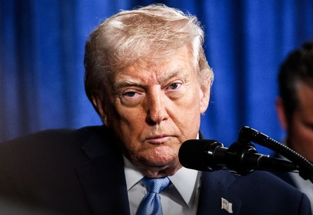 Imagem da noticia Trump diz que EUA iniciarão ataques terrestres contra cartéis de drogas 