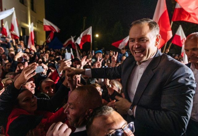 Imagem da noticia Conservador Karol Nawrocki vence eleições presidenciais na Polônia