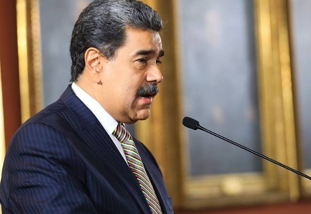 Imagem da noticia Venezuela reforça patrulhamento em meio à tensão com Colômbia e EUA