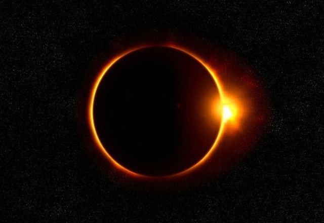 Eclipse parcial da Lua acontece nesta terça-feira (17) e será visível em todo o Brasil