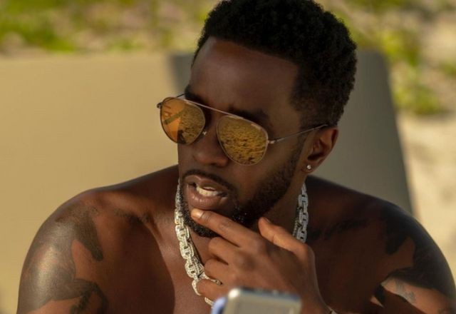 Imagem da noticia Rapper Sean 'Diddy' Combs é acusado de tráfico sexual e tem fiança negada nos EUA