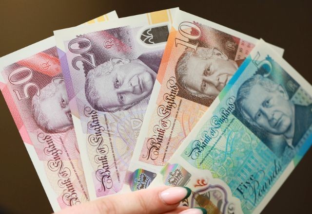 Imagem da noticia Notas com imagem do Rei Charles III começam circular a partir desta quarta-feira (5)