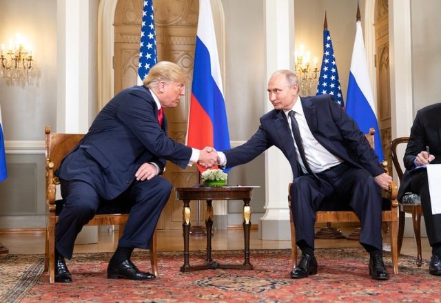 Imagem da noticia Europa pede inclusão nas negociações de cessar-fogo após telefonema entre Trump e Putin