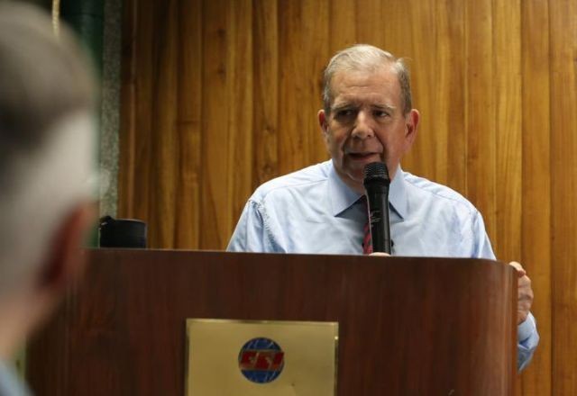 Imagem da noticia Líder da oposição venezuelana diz que foi coagido a assinar carta aceitando vitória de Maduro