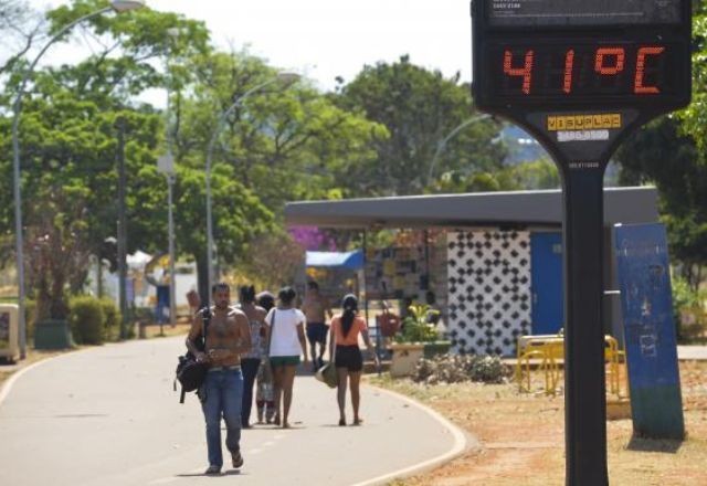 Imagem da noticia Onda de calor se estende no Brasil e deve durar até 9 de março