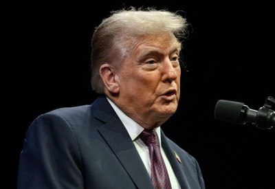 Após mortes em Minneapolis, Trump diz que poderia adotar abordagem anti-imigração 'mais branda'