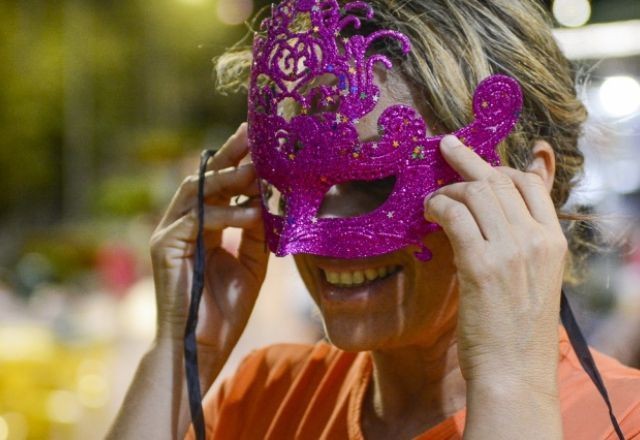 Imagem da noticia Cidade do Grande Recife proíbe uso de máscara em festas de Carnaval
