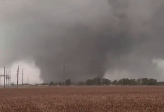Imagem da noticia Série de tornados atinge diferentes estados nos EUA e deixa rastro de destruição