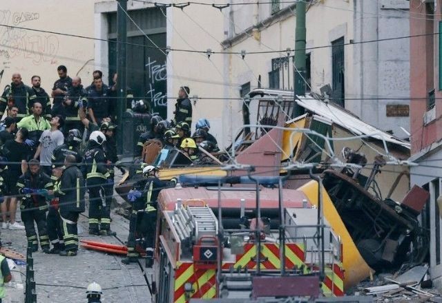 Imagem da noticia Portugal decreta luto nacional por descarrilhamento de bondinho em Lisboa