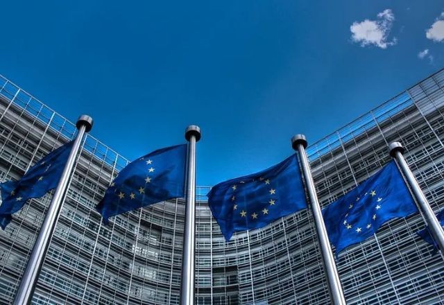 Imagem da noticia Parlamento Europeu endurece regras para pedidos de asilo de imigrantes