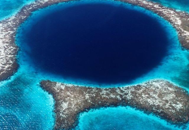 Imagem da noticia Buraco marinho mais profundo do mundo é descoberto no México