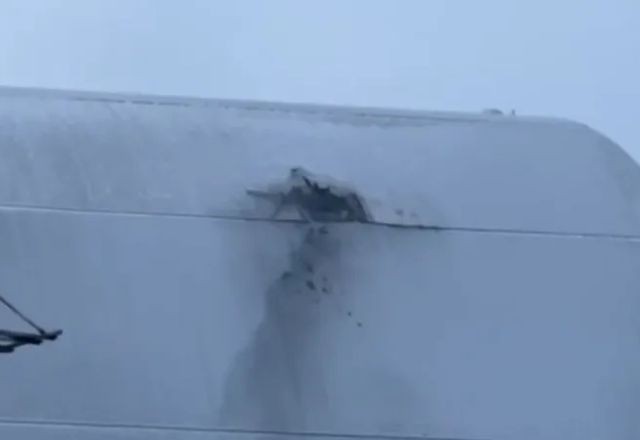 Imagem da noticia Abrigo de radiação da usina nuclear de Chernobyl é atingida por drone