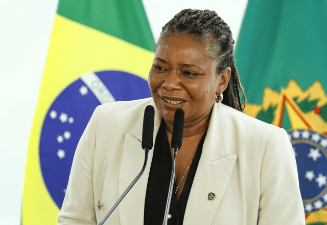 Imagem da noticia Ministra da Cultura classifica como 'mesquinhas' as críticas aos recursos destinados à produção audiovisual