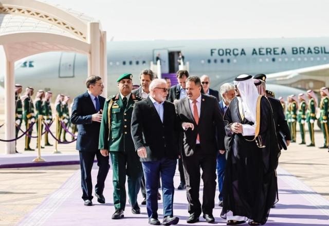 Imagem da noticia Lula se reúne com príncipe da Arábia Saudita em busca de investimentos