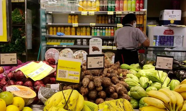 Preço da cesta básica cai em 17 capitais em julho, segundo Dieese