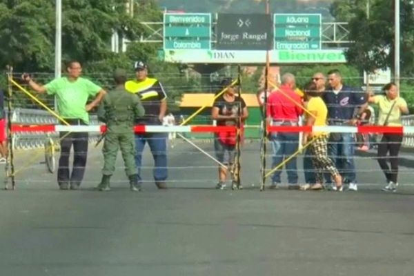 Imagem da noticia Fronteiras entre Venezuela e Colômbia seguem fechadas por tempo indeterminado