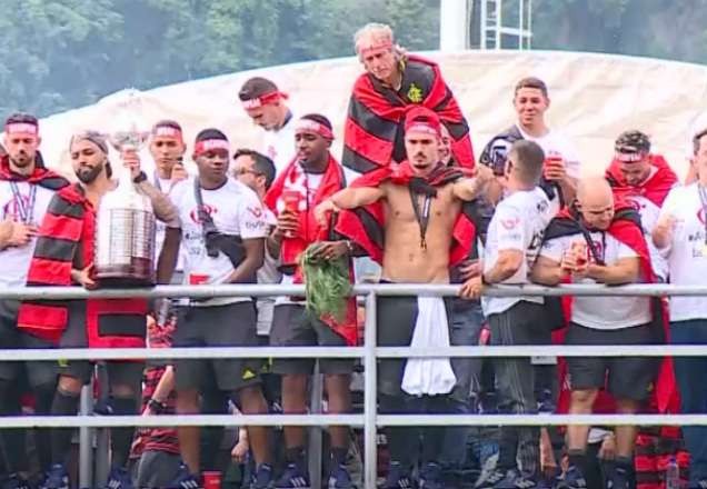 Imagem da noticia Futebol: clubes se reforçam para o retorno da temporada 2020