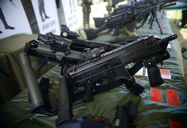 Imagem da noticia Único a liberar fuzil, Exército vira 'plano A' de quem quer ter arma