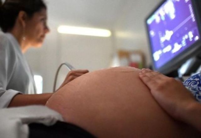 Imagem da noticia MPF pede anulação de norma do CFM que restringe aborto em casos de estupro