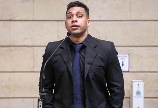 Imagem da noticia Twitter terá que excluir vídeo íntimo de Gabriel Monteiro com adolescente