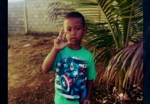 Garoto de 4 anos morre eletrocutado, depois de encostar em lixeira