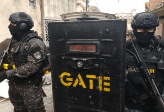 Imagem da noticia GATE prende homem que ameaçou explodir casa e manteve família refém em São Paulo