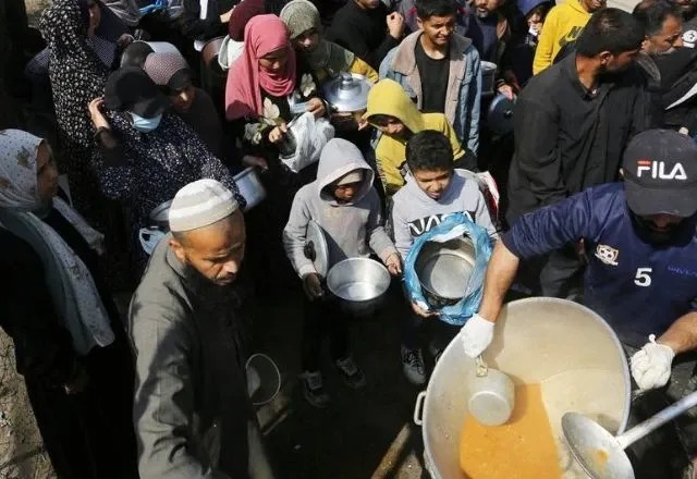 Imagem da noticia Organização acusa Israel de 'utilizar fome como arma de guerra' em Gaza