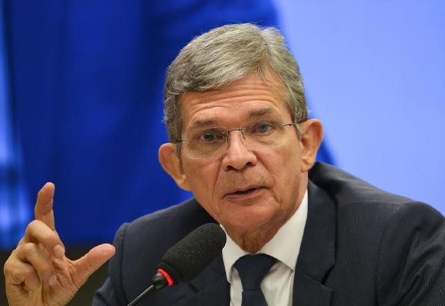 Imagem da noticia Joaquim Silva e Luna toma posse na Petrobras