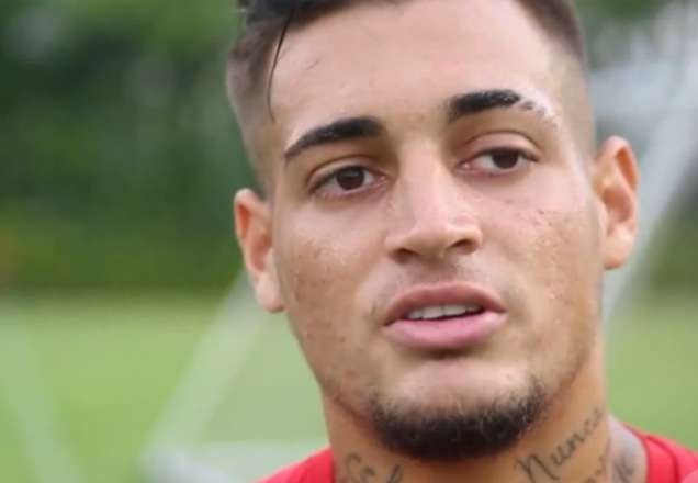 Imagem da noticia Goleiro acusado de agredir esposa é contratado pelo Atlético-GO