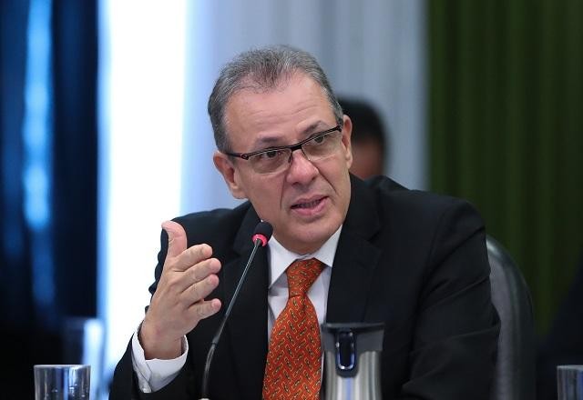 Imagem da noticia Bento Albuquerque faz apelo para que população economize energia elétrica