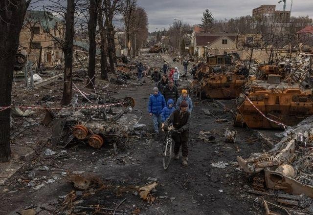 Imagem da noticia Rússia é acusada de atacar Mariupol com substância venenosa