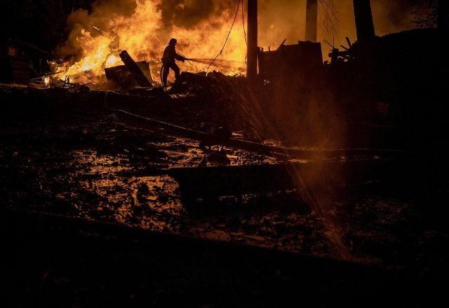 Imagem da noticia Ataques russos deixam 10 milhões de ucranianos sem luz em meio ao inverno