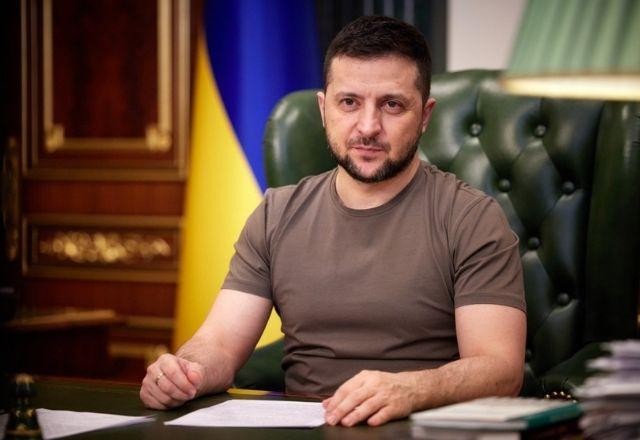 Imagem da noticia Zelensky acusa tropas russas de bloquearem ajuda humanitária no país