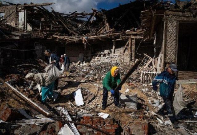 Imagem da noticia Após contra-ataque ucraniano, Rússia anuncia retirada de Lyman