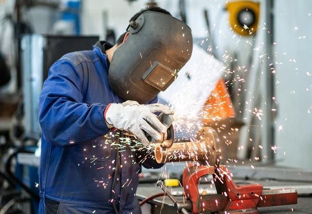 Imagem da noticia PIB cresceu 7,4% no terceiro trimestre, estima FGV