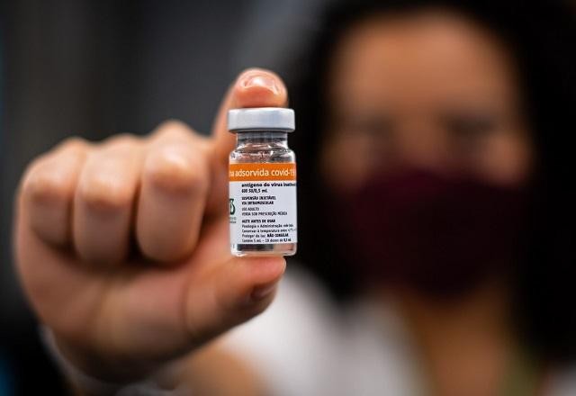 Imagem da noticia Frascos da CoronaVac têm menos do que 10 doses, afirma Cosems/SP