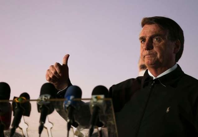Imagem da noticia Governo estuda quarta parcela de auxílio emergencial, diz Bolsonaro